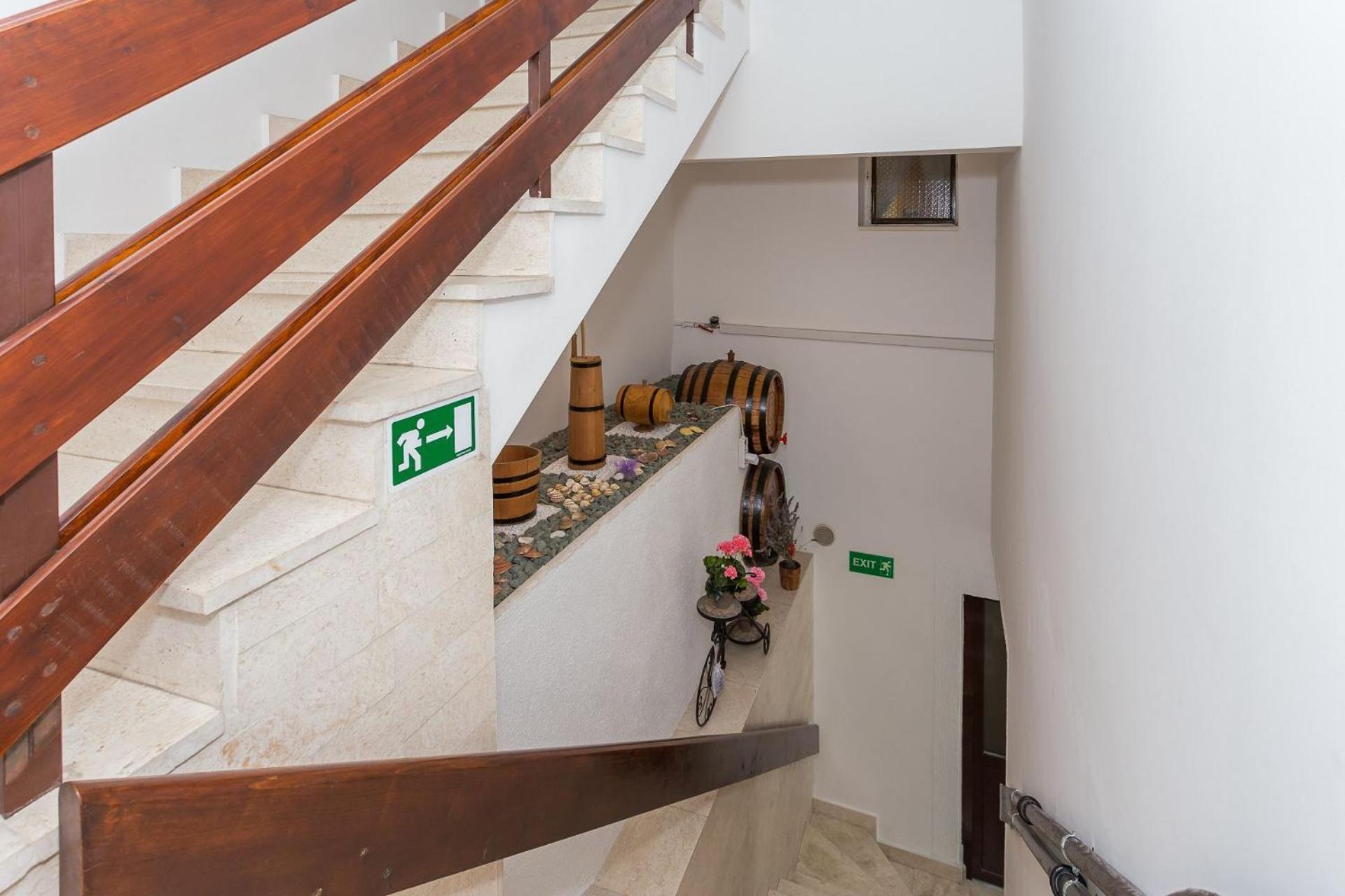 Apartments Verica - 15 M From Beach Krilo Exterior foto